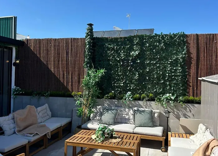 Penthouse Paradise T4